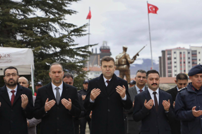 Niğde’de Bayramın İlk Durağı Şehitlik Oldu