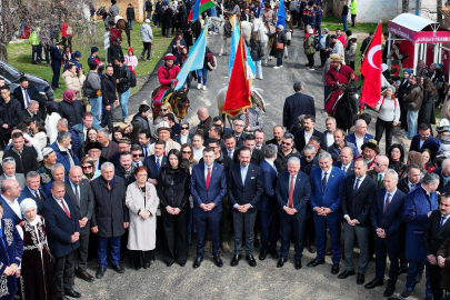  Altay Köyü’nde Nevruz Coşkusu: Protokolün Yoğun Katılımıyla Kutlandı