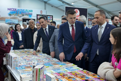 Niğde’de 9. Kitap Fuarı ziyaretçilerini ağırlamaya başladı