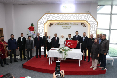 Feramuz Ateş ile Melek Dünyaevine Girdi