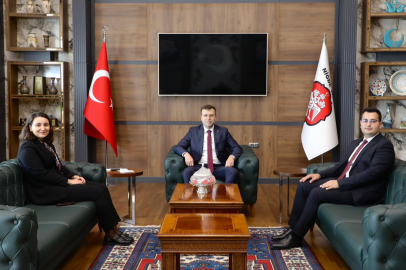 ÇORUM VE ZİRAAT KATILIM HEYETİNDEN NİĞDE VALİSİ AKMEŞE’YE ZİYARET*