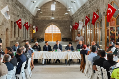 Niğde Valisi Nedim Akmeşe Ulukışla’da Muhtarlarla İstişare Toplantısına Katıldı